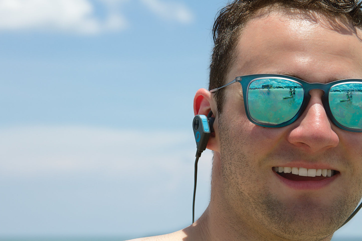 FRESHeBUDS PRO - Magnetic Bluetooth Wireless Earbuds